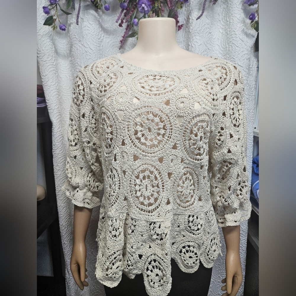 Solitaire Cream 3/4 Sleeve Embellished Blouse